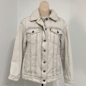 Levi's Women's Washed Cotton Sherpa Trucker Jacket / XS (fits like a S/M)
